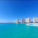 Departamento Laguna Del Mar